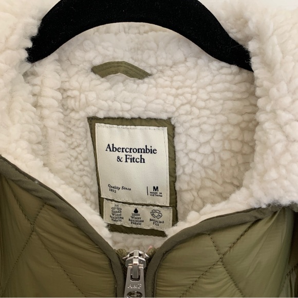 Abercrombie green sherpa-lined jacket, size L - Picture 6 of 8